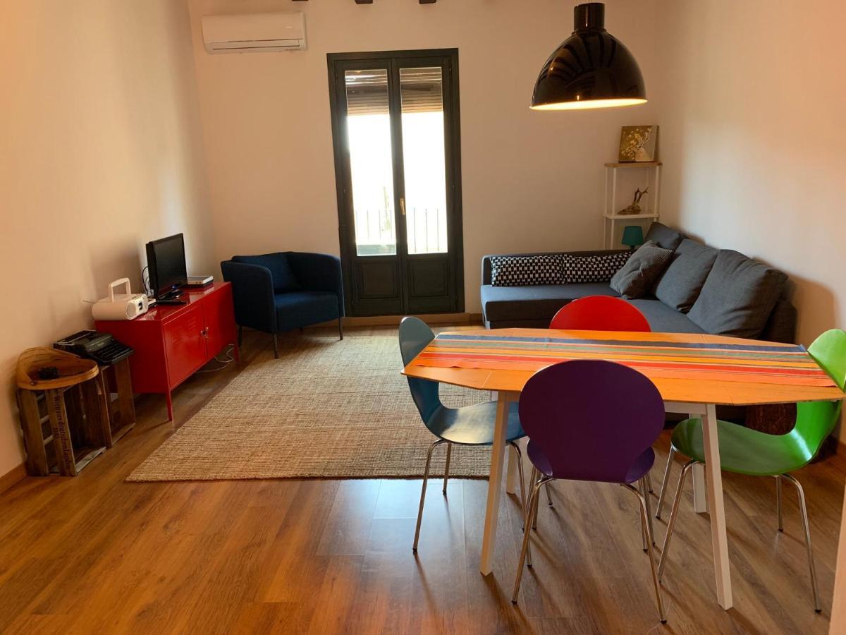 דירות טראגונה Pigal 1 Apartament Centre Historic מראה חיצוני תמונה