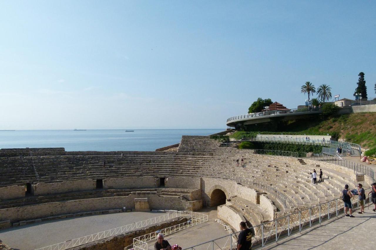 דירות טראגונה Pigal 1 Apartament Centre Historic מראה חיצוני תמונה